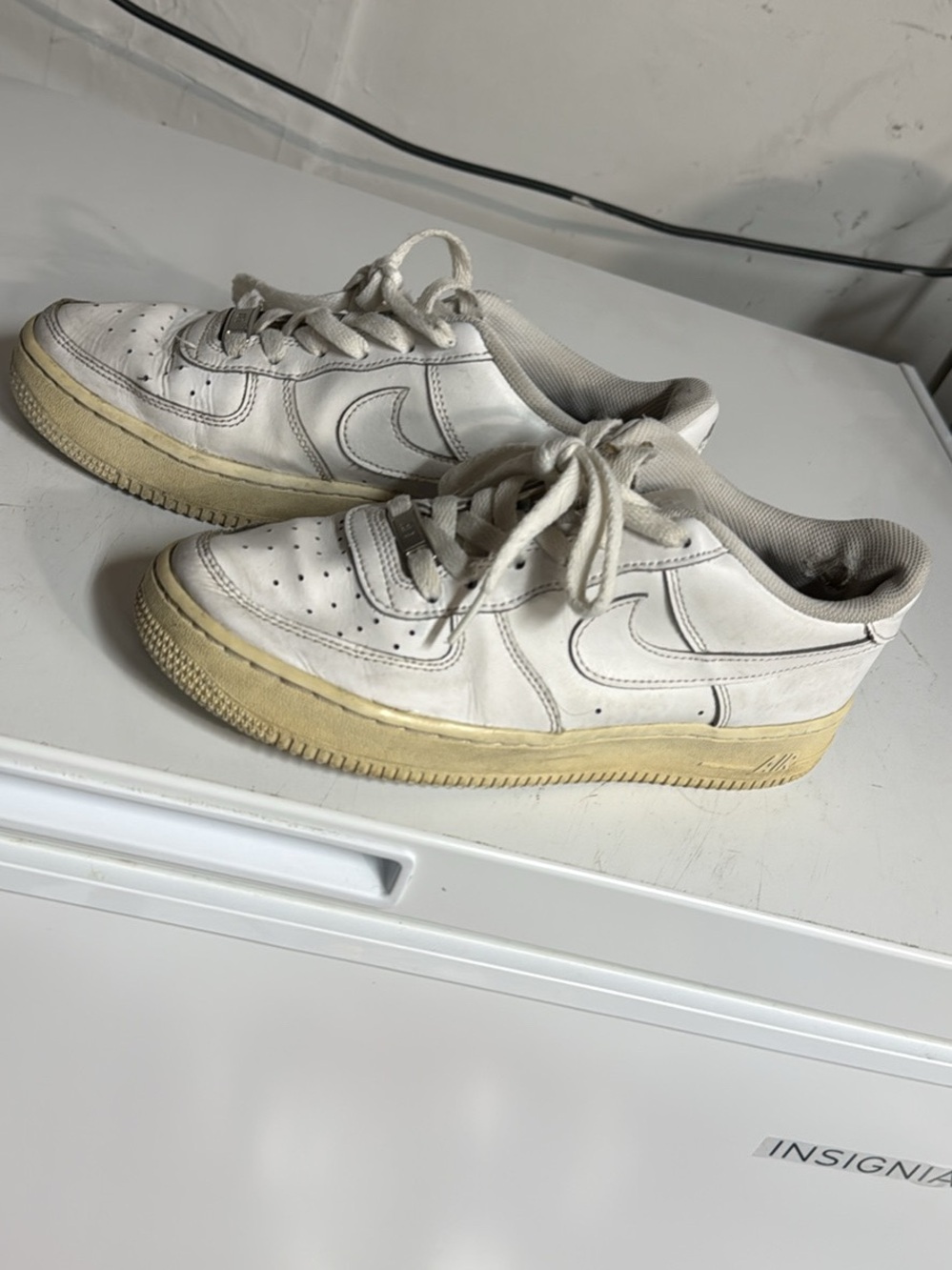 Kids White Leather Sneakers Nike Air Force size 6.5Y